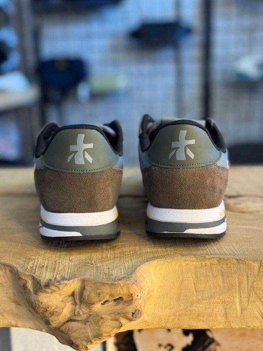 Кроссовки Premiata