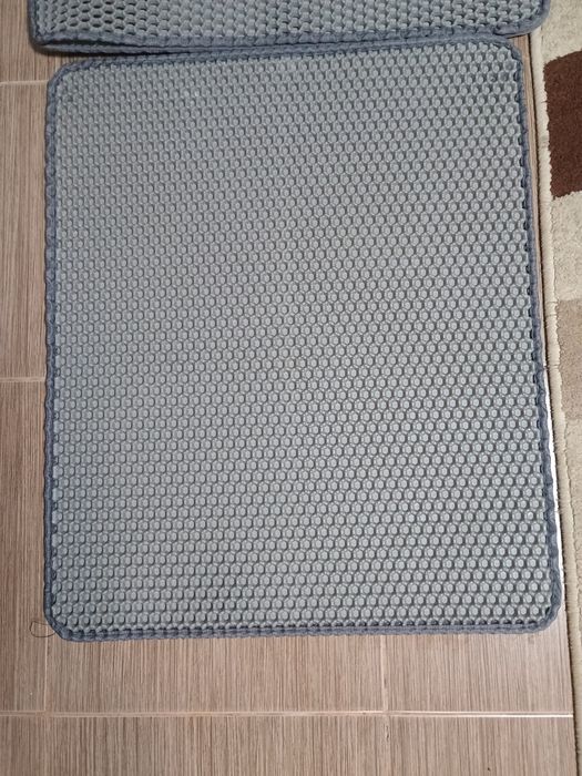 Подложка за котешка тоалетна