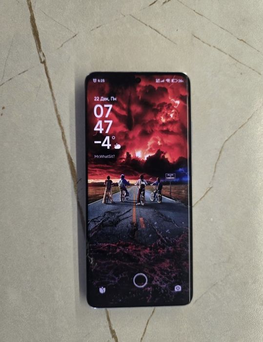 Телефон Xiaom 12