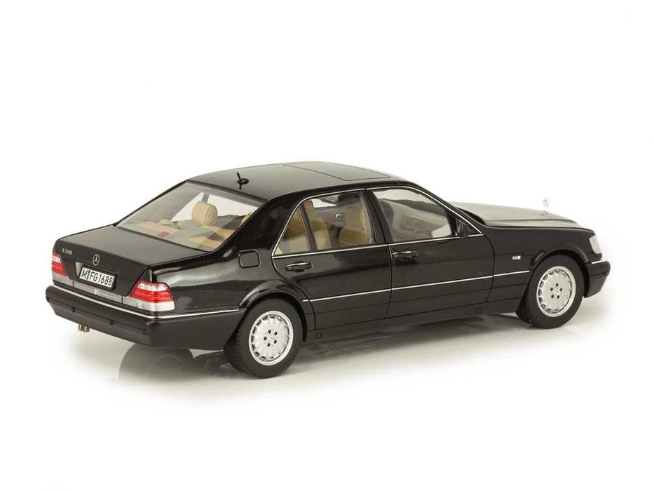 Mersedes Bens W 140  1 ; 18  масштабный модель