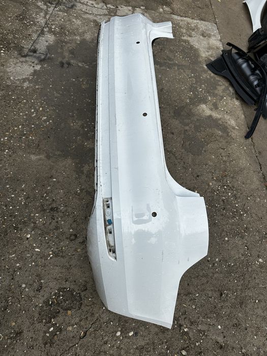Bară spate vw jetta 5C.
