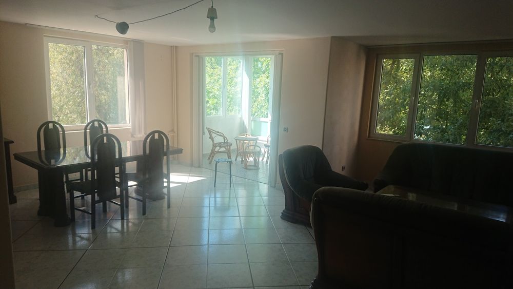 Дава се под наем Тристаен апартамент в София, Гоце Делчев - 150 кв.м за 841.5 € - Снимка #6