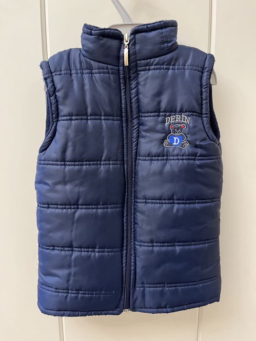 Жилет детский 8 лет пуховый теплый на флисе непромокаемый безрукавка