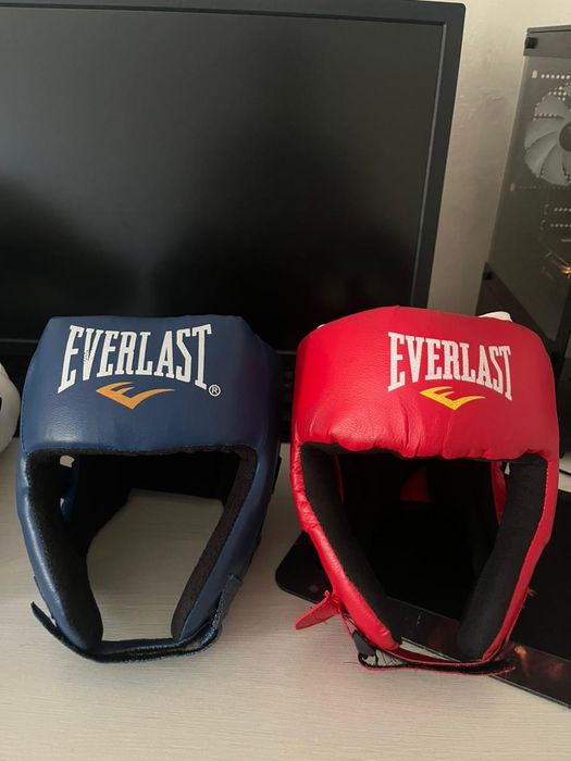 Щлем. Два шт. Продам