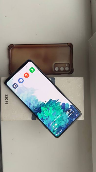 Samsung S20fe срочно