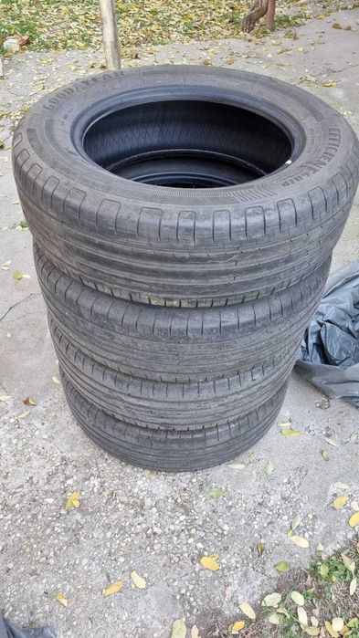 4x Anvelope GoodYear 215/65/R17 - 99V - vara