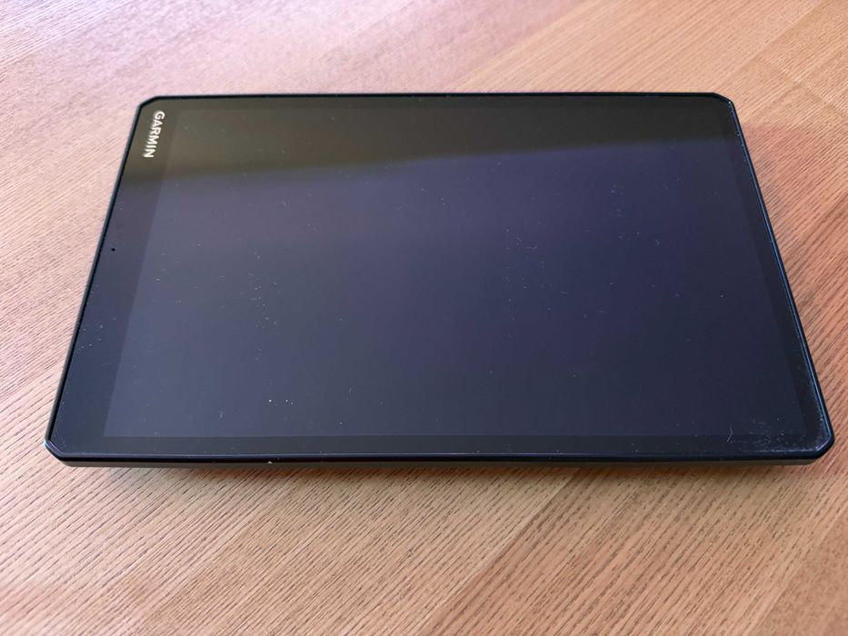 Професионална навигационна система GARMIN DEZL LGV1020, 10"