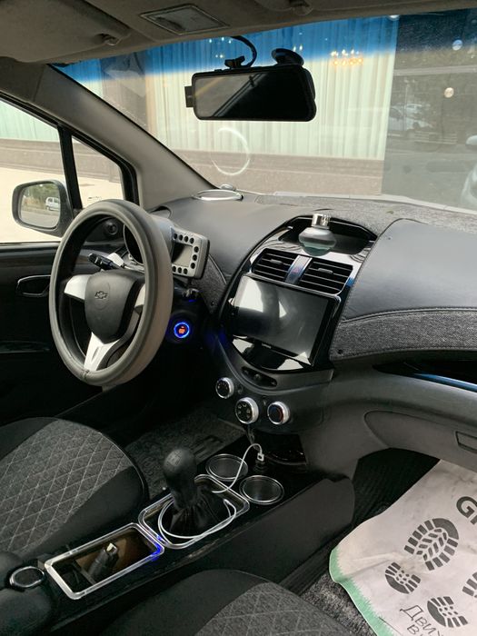 Продатеся спарк 2011 года , 270 000 пробег .