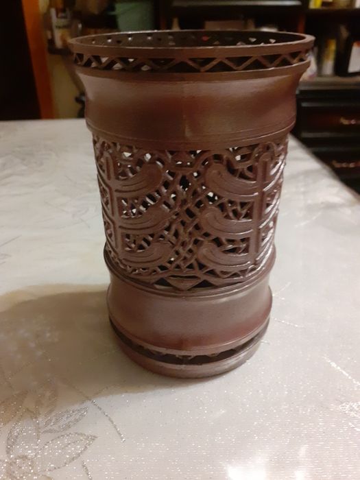 Сувениры, свеча, подставки для карандашей