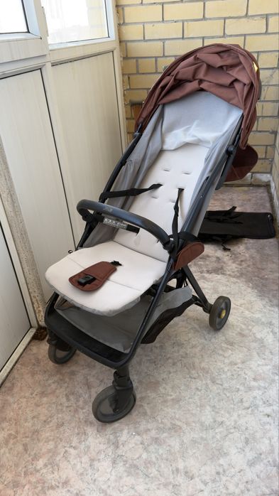 Продам коляску joie pact pro