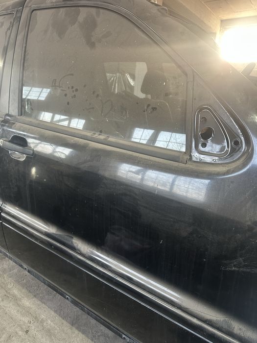 Врати 2броя  -черни за МЛ W163