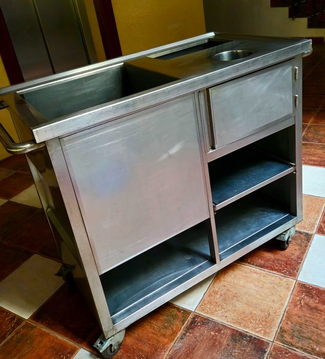 Разпродажба! Количка сервитьорска инокс