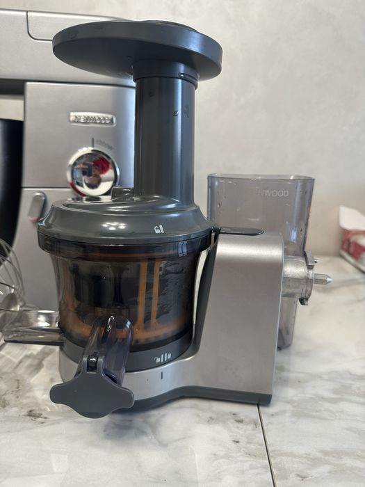 Кухонная машина kenwood