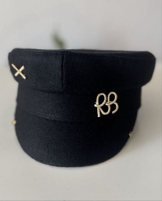 RB Шапка Ruslan Baginskiy