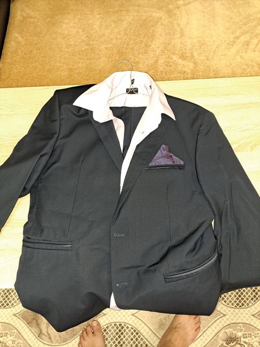 Официален костюм IVENTI