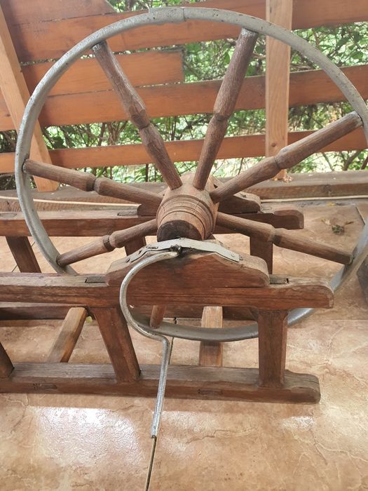 Diverse obiecte vechi, artizanat de vânzare / schimb cu furaje animale