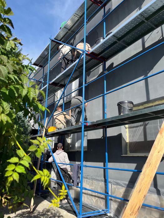 Inchiriez schelă metalica completă 150mp