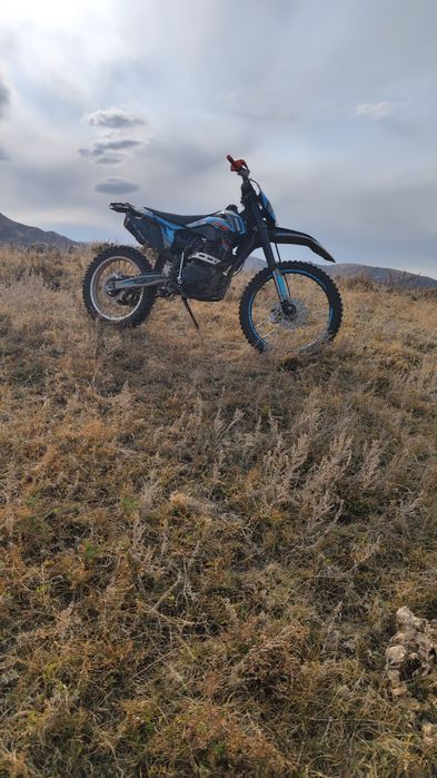 Продам мотоцикл эндуро