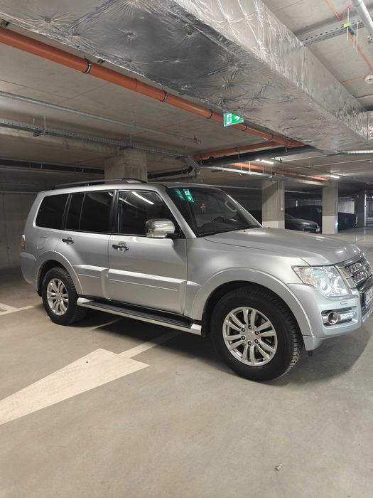 Mitsubishi Pajero 2018
