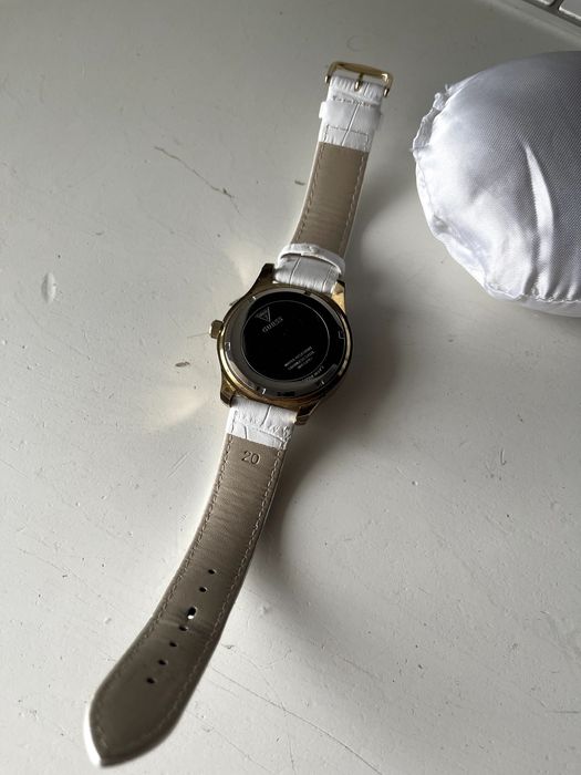 Оригинален Дамски часовник GUESS W15512L1 дисплей от перли Сваровски