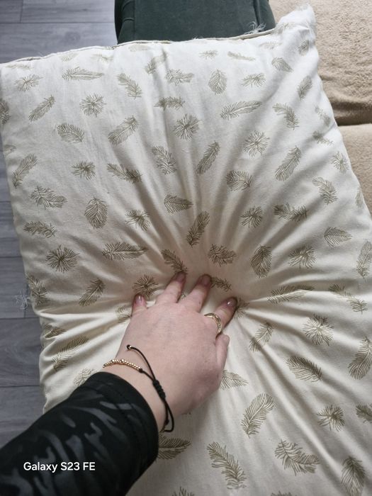 Perna cu puf de gasca