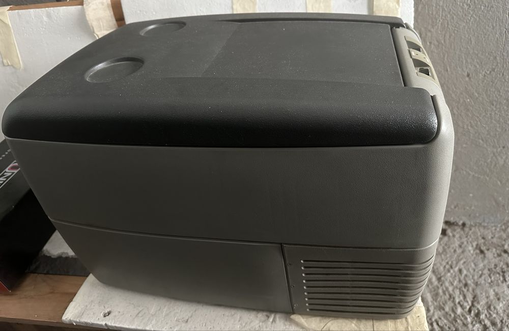 Хладилник за камион, каравана, кемпер и др.