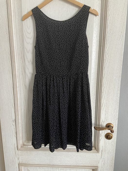 Продам платья женские