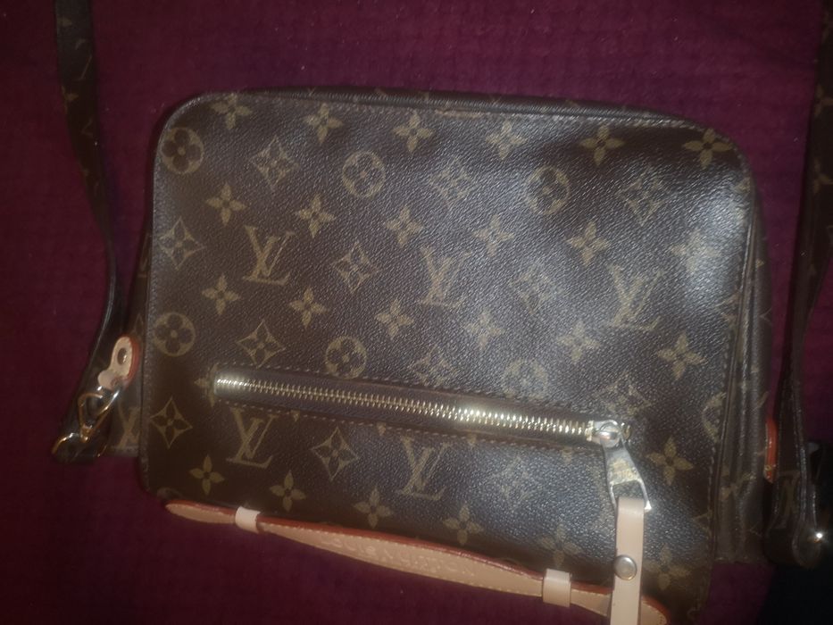 Geanta Louis Vuitton