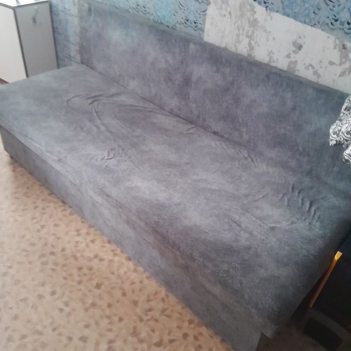 Продам тахту в нормальном состоянии