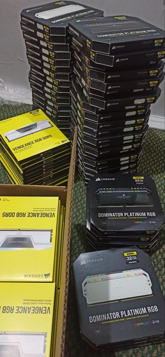 CORSAIR - VENGEANCE 64gb 6400mhz