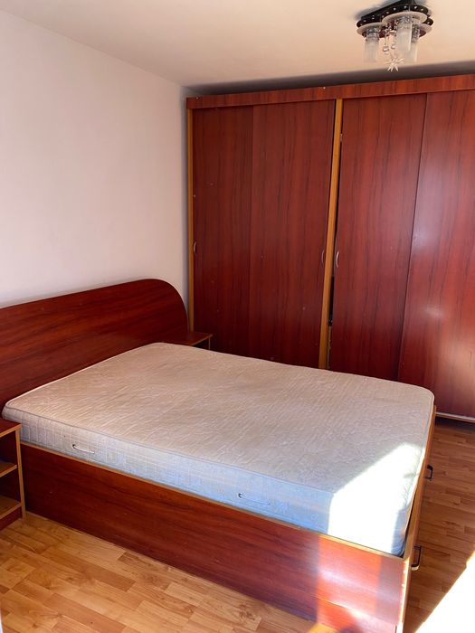 Set mobila de dormitor plus pat