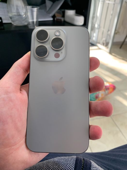 Продается iphone 15 pro