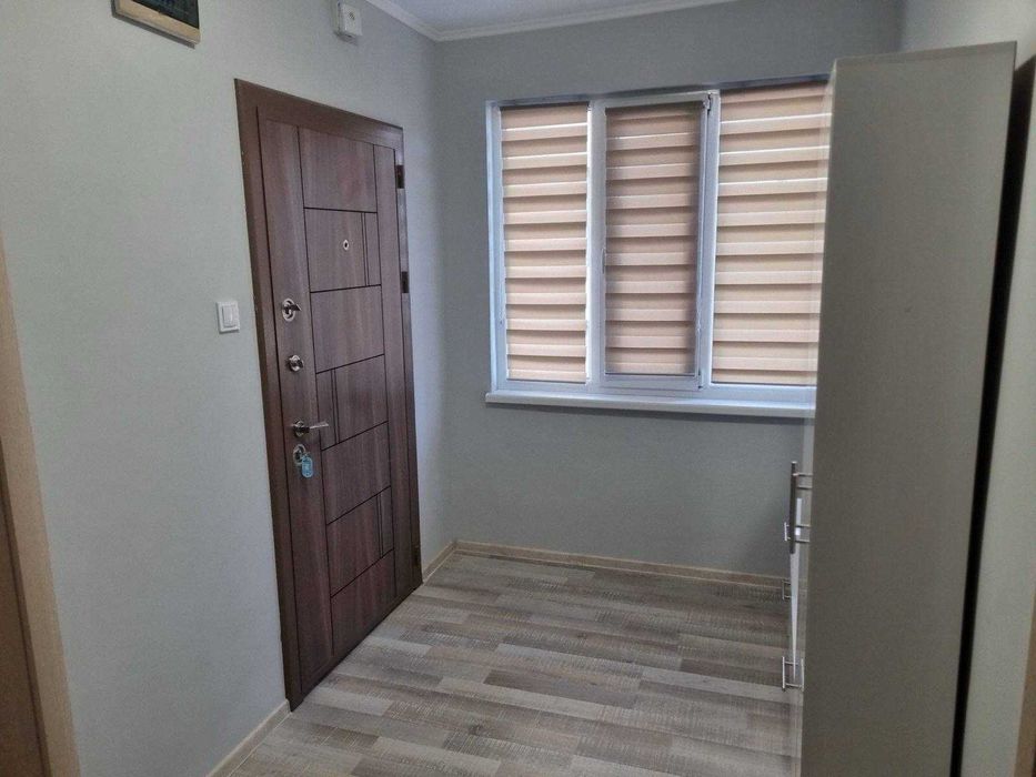 Продава се Двустаен апартамент в Хасково, Тракийски - 59 кв.м за 1560 €/кв.м - Снимка #9