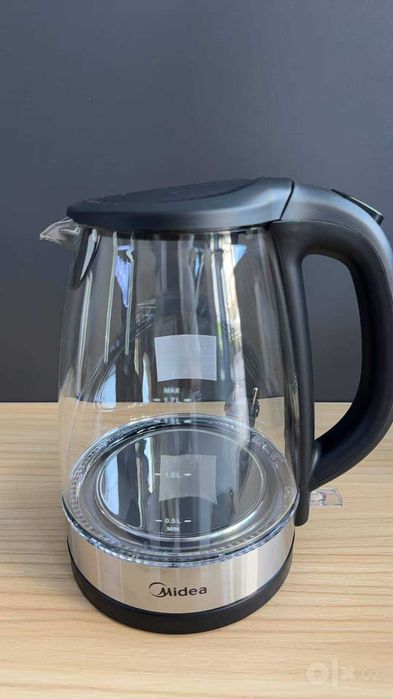 Электрический чайник Midea. Бесплатная доставка*