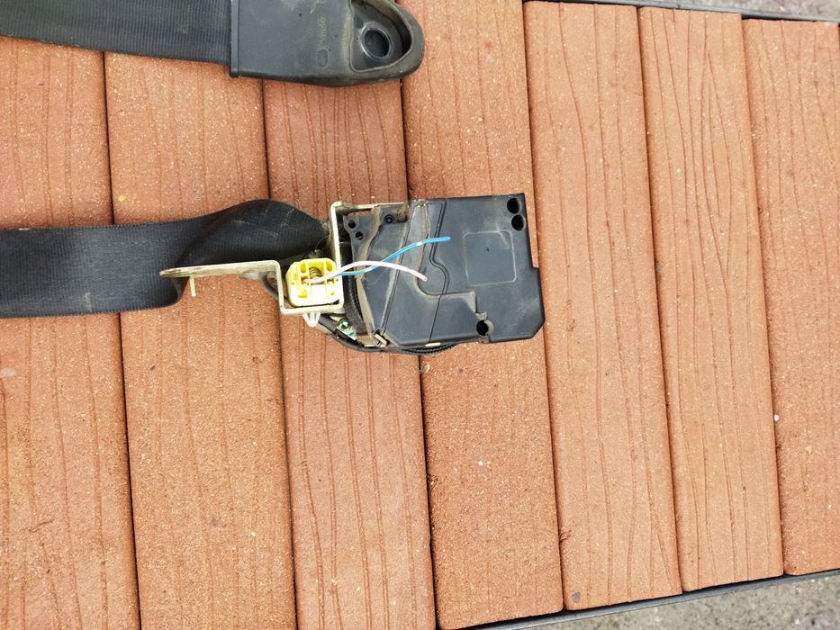 Запчасти на автомобиль.