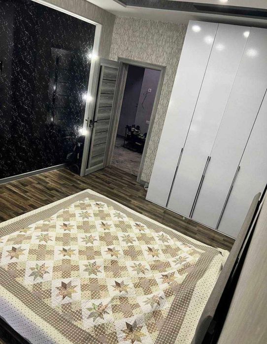 Продается квартира Юнусабад 18кв 3/4/7