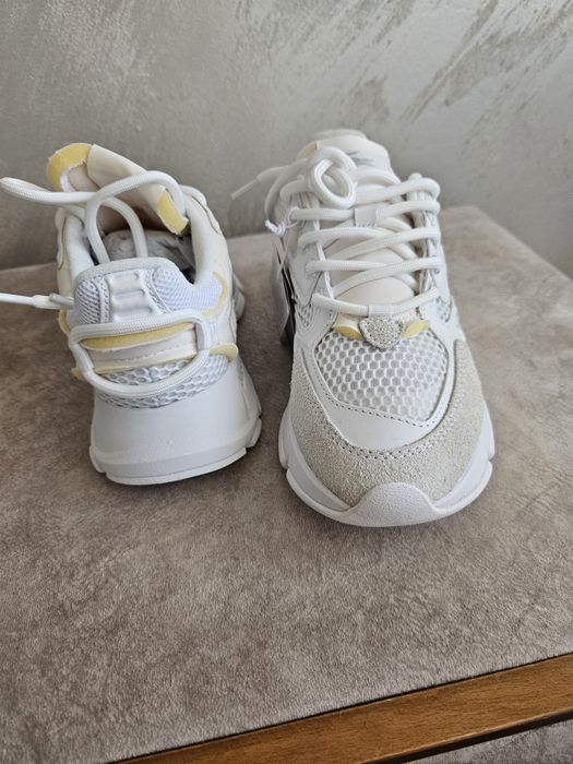 Lacoste маратонки