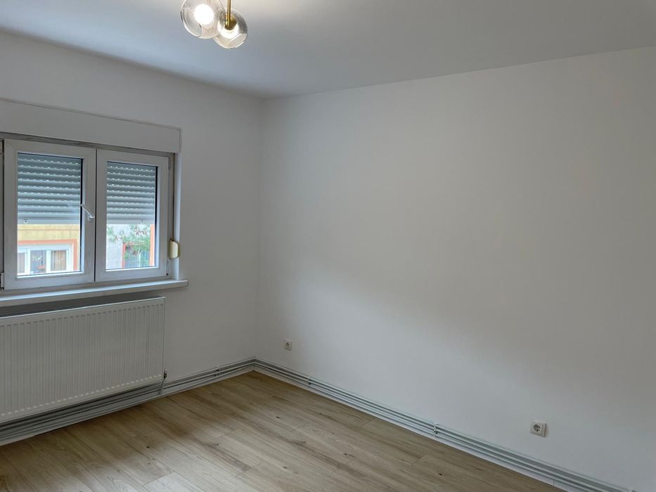 Apartament de închiriat