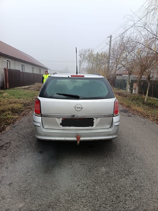 Vand sau schimb Opel astra h
An fabricație 2006
In stare foarte bună d