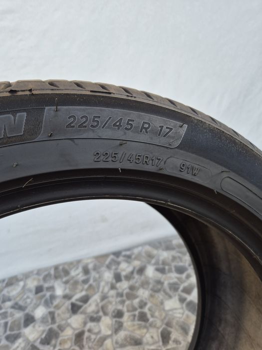 1бр 225 45 17 Michelin лятна 21г