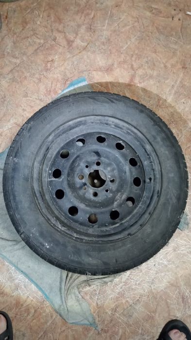 Продам летнию резину