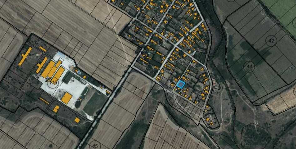 Парцел в близост до Плевен, подходящ за фотоволкаик .