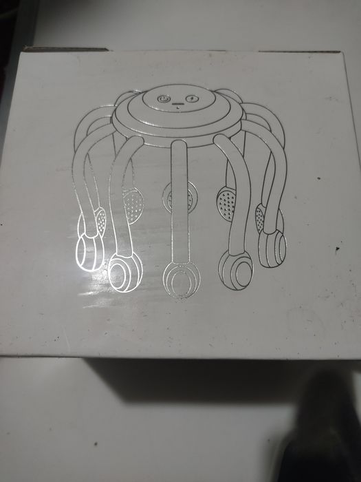 Массажёр для головы с пультом с музыкой