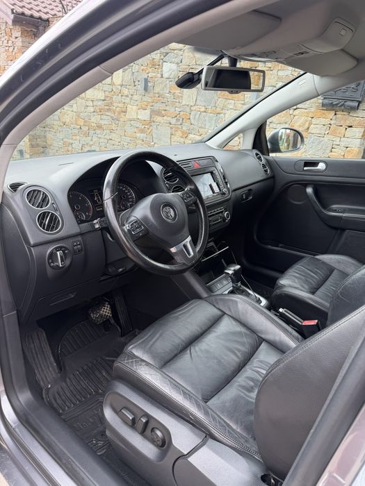Volkswagen Golf Plus 1.6 TDI  сменени дюзи с 1 година гаранция.