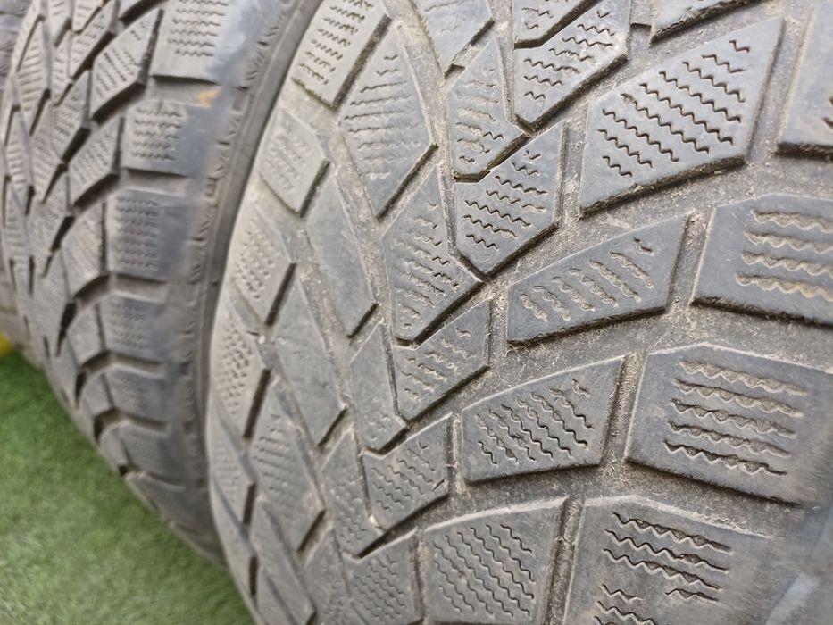 Шины 235/45 R17 Haida комплект.