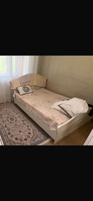 продам кровать,  с матрасом