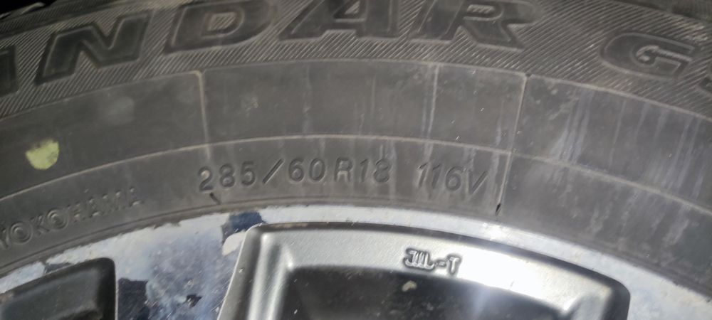 Шыны R18/60/285 с дисками