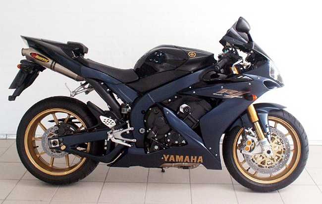 Yamaha yzf r1 мотоцикл