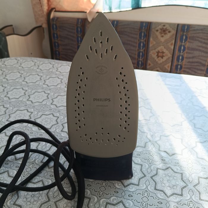 Утюг паровой Филипс