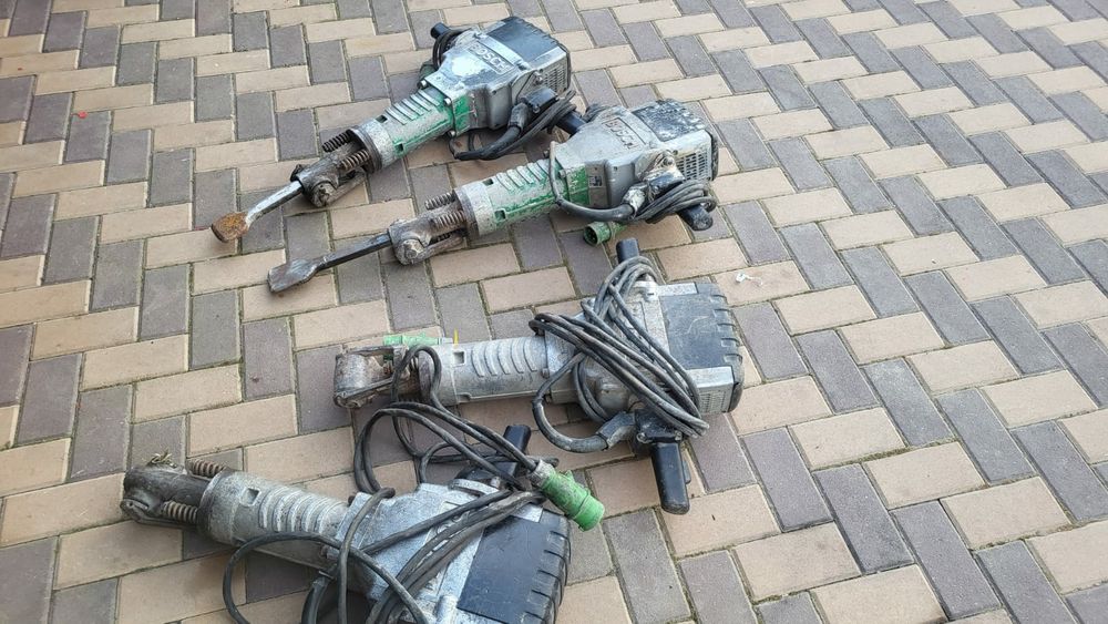 Demolatoare profesionale Bosch GSH 27
